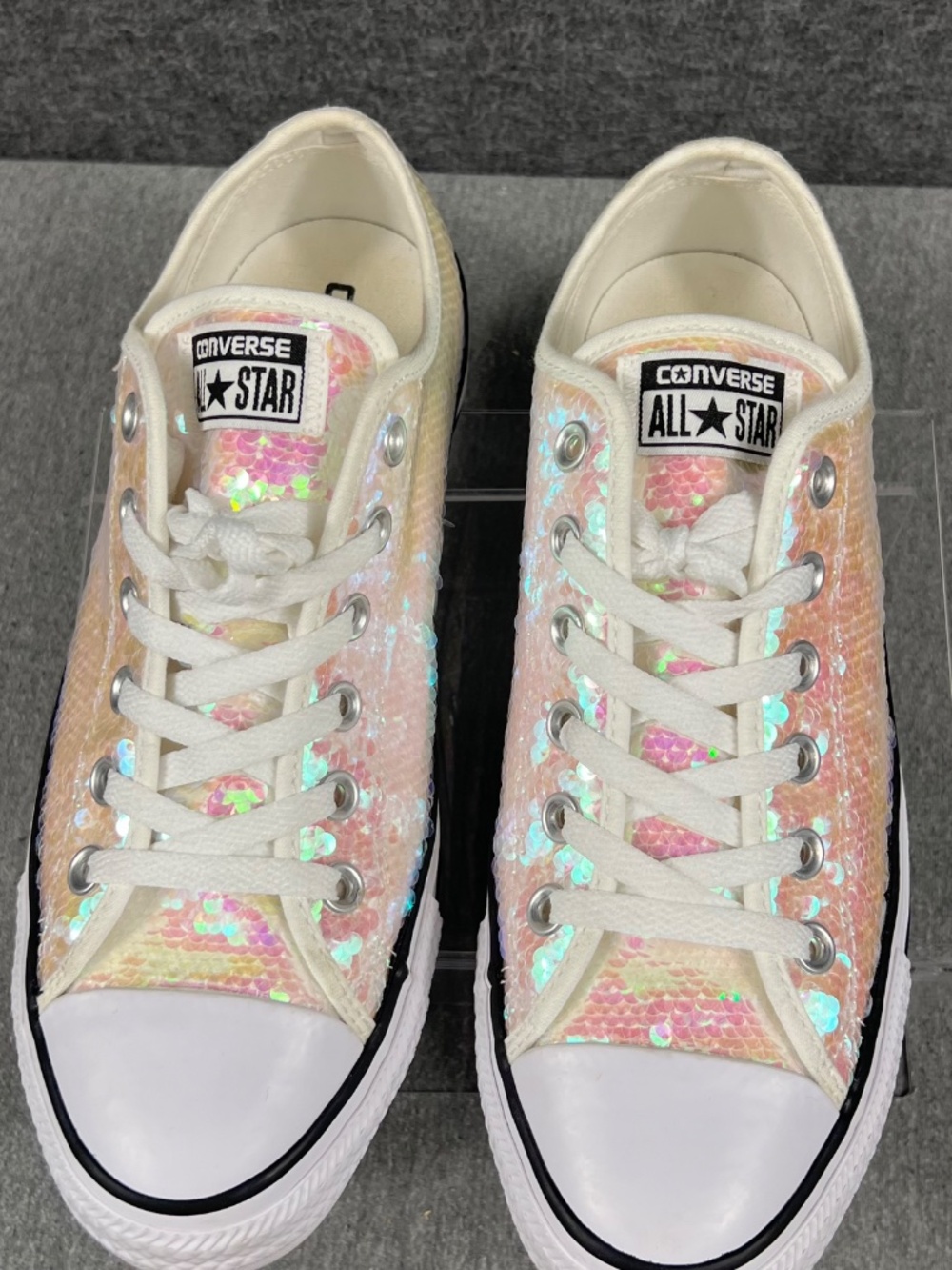 Converse Chuck Taylor All Star Low Top Iridescent Sequin Shoes 9 Style 557989C - Picture 6 of 9